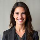 Portrait d'Elara Vance, spécialiste IELTS.